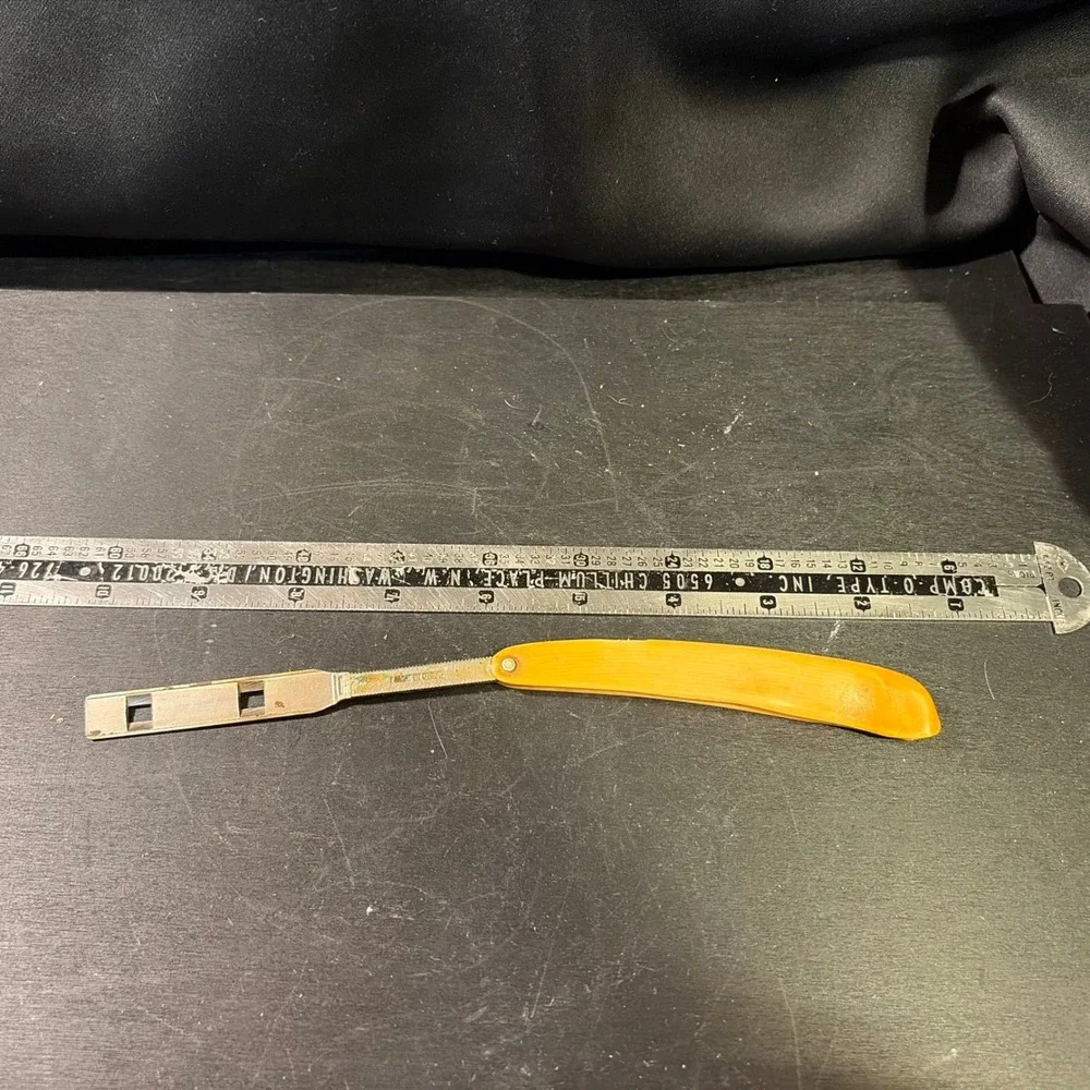 Vintage 1911 Patent Straight Razor Butterscotch Handle Made in USA Antique